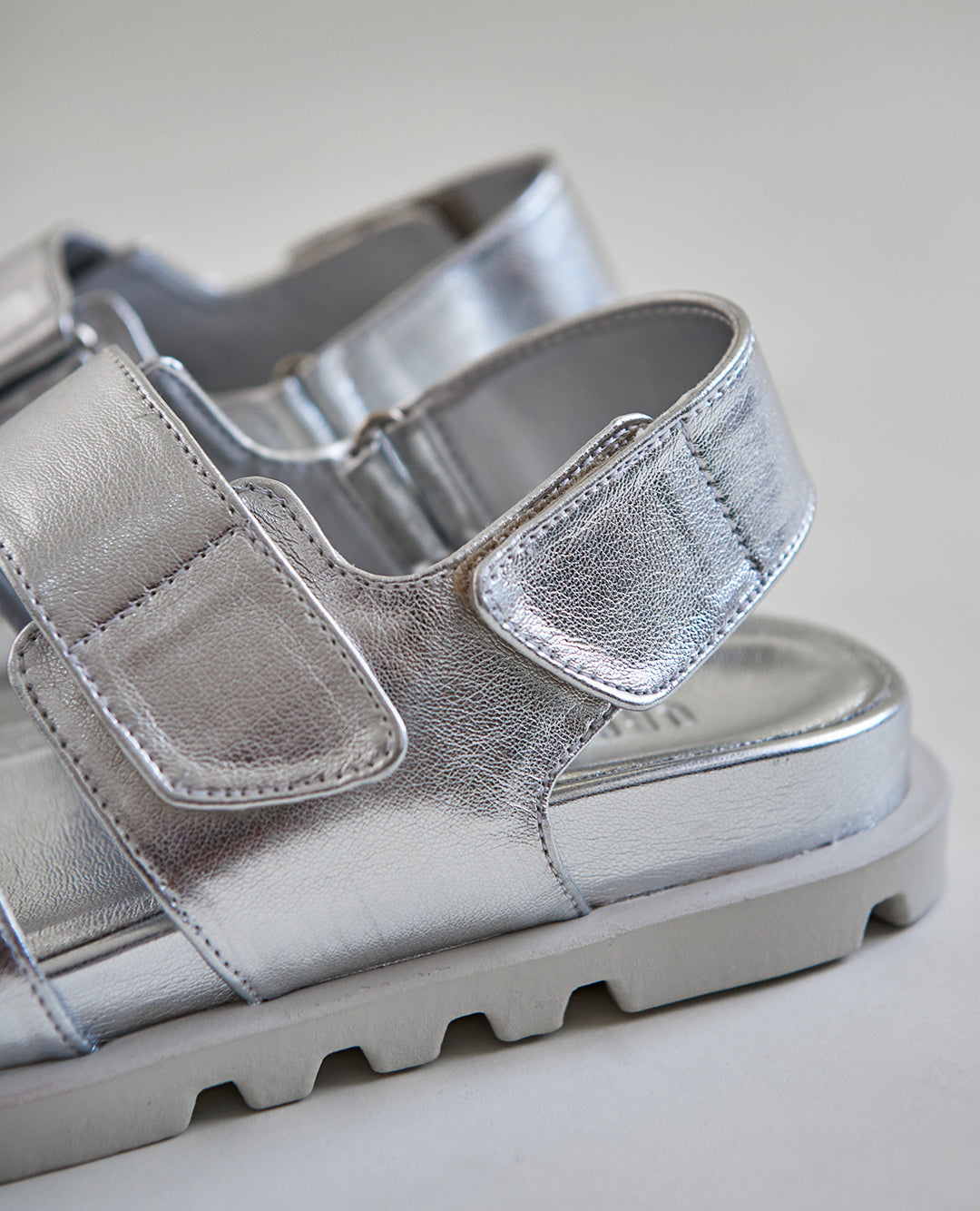 SILVERY SANDALS