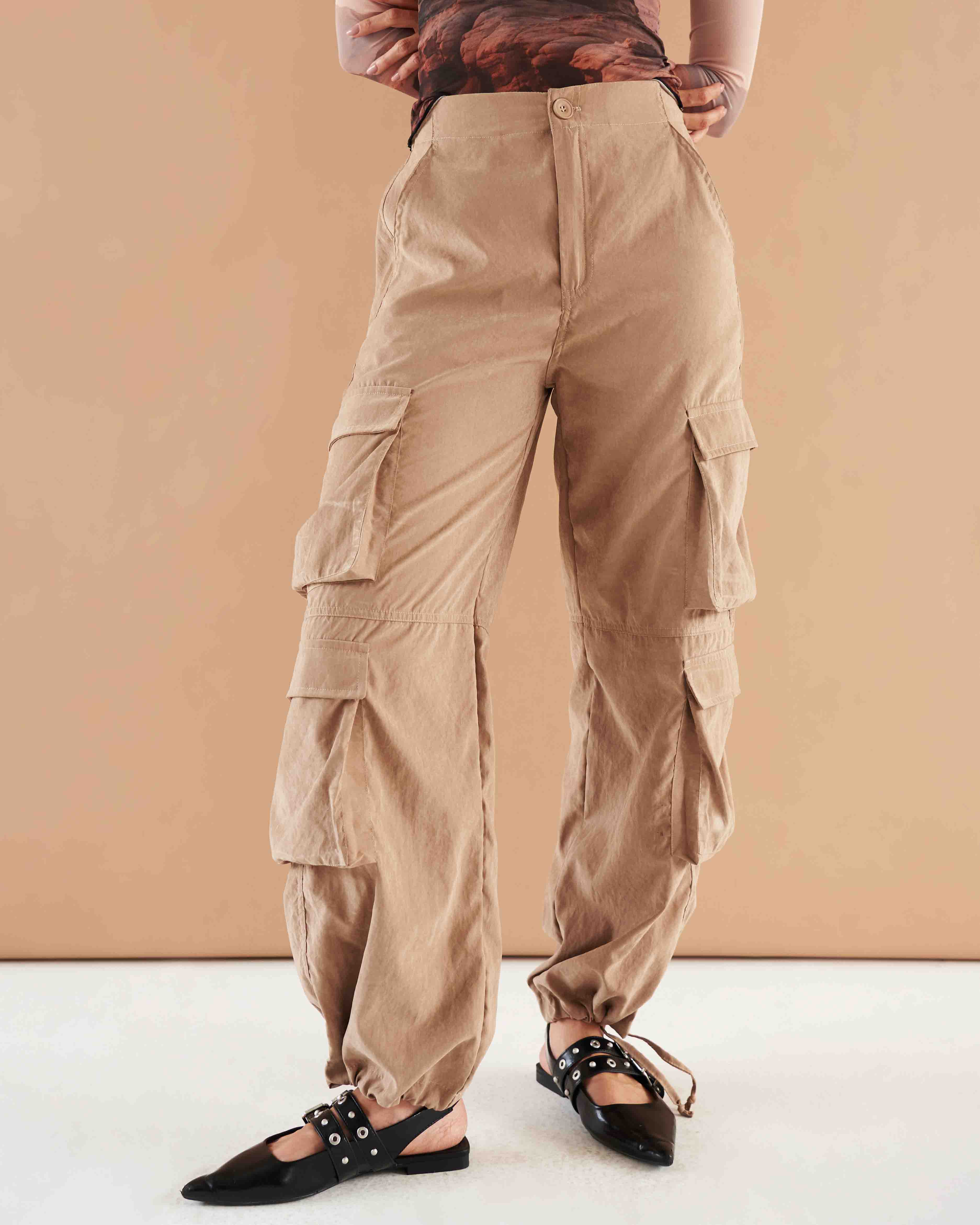 COFFEE PARACHUTE PANTS