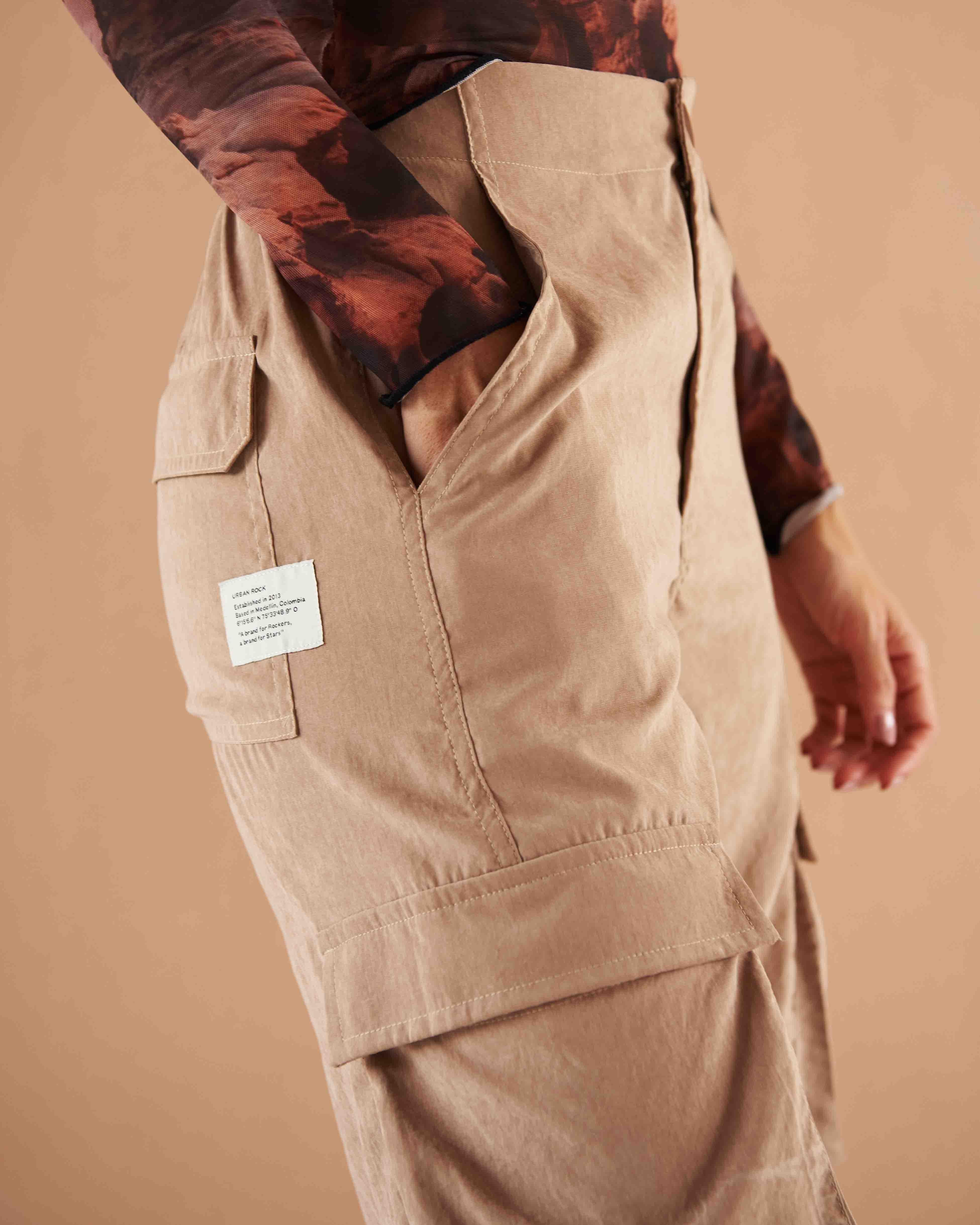 COFFEE PARACHUTE PANTS