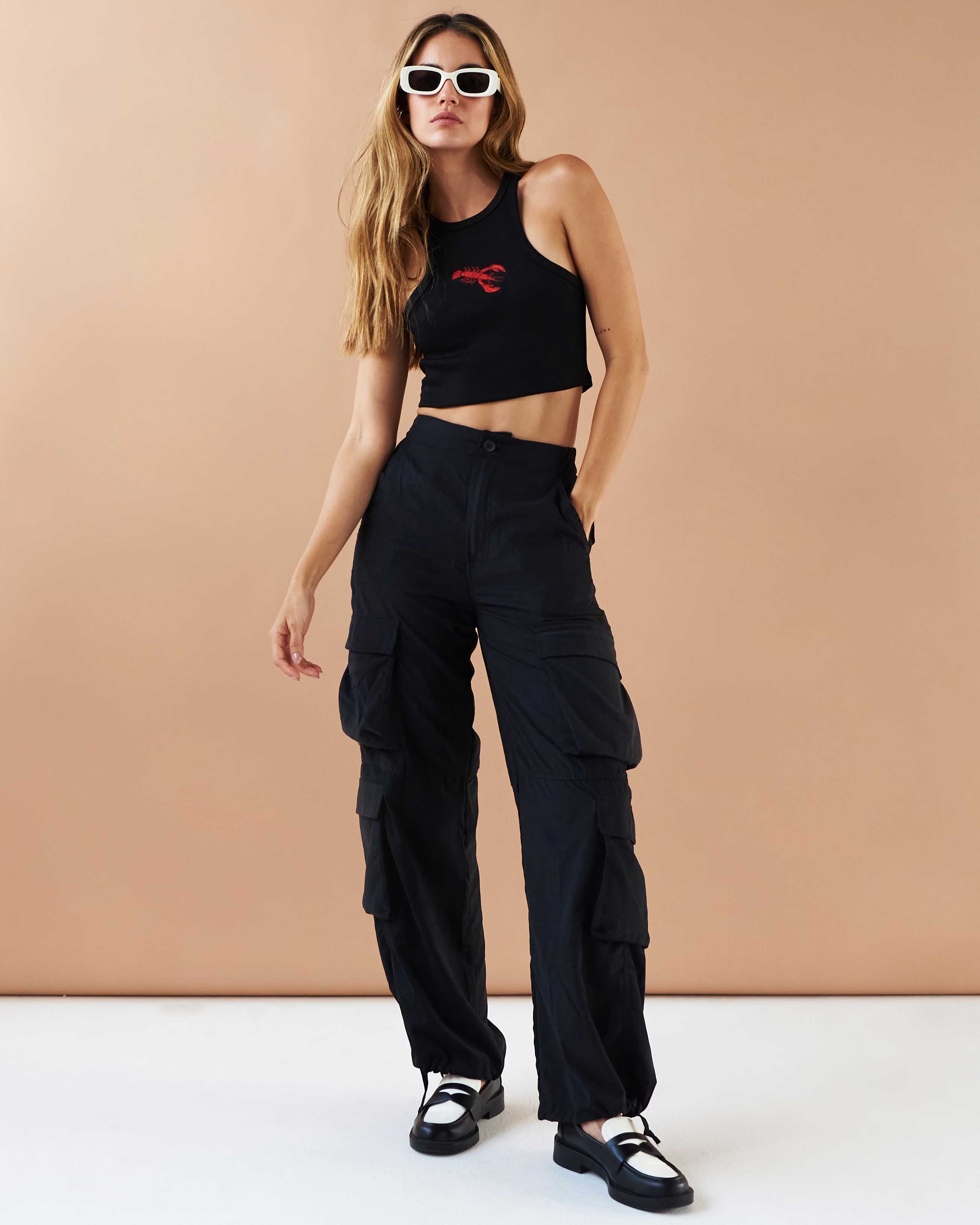 BLACK PARACHUTE PANTS