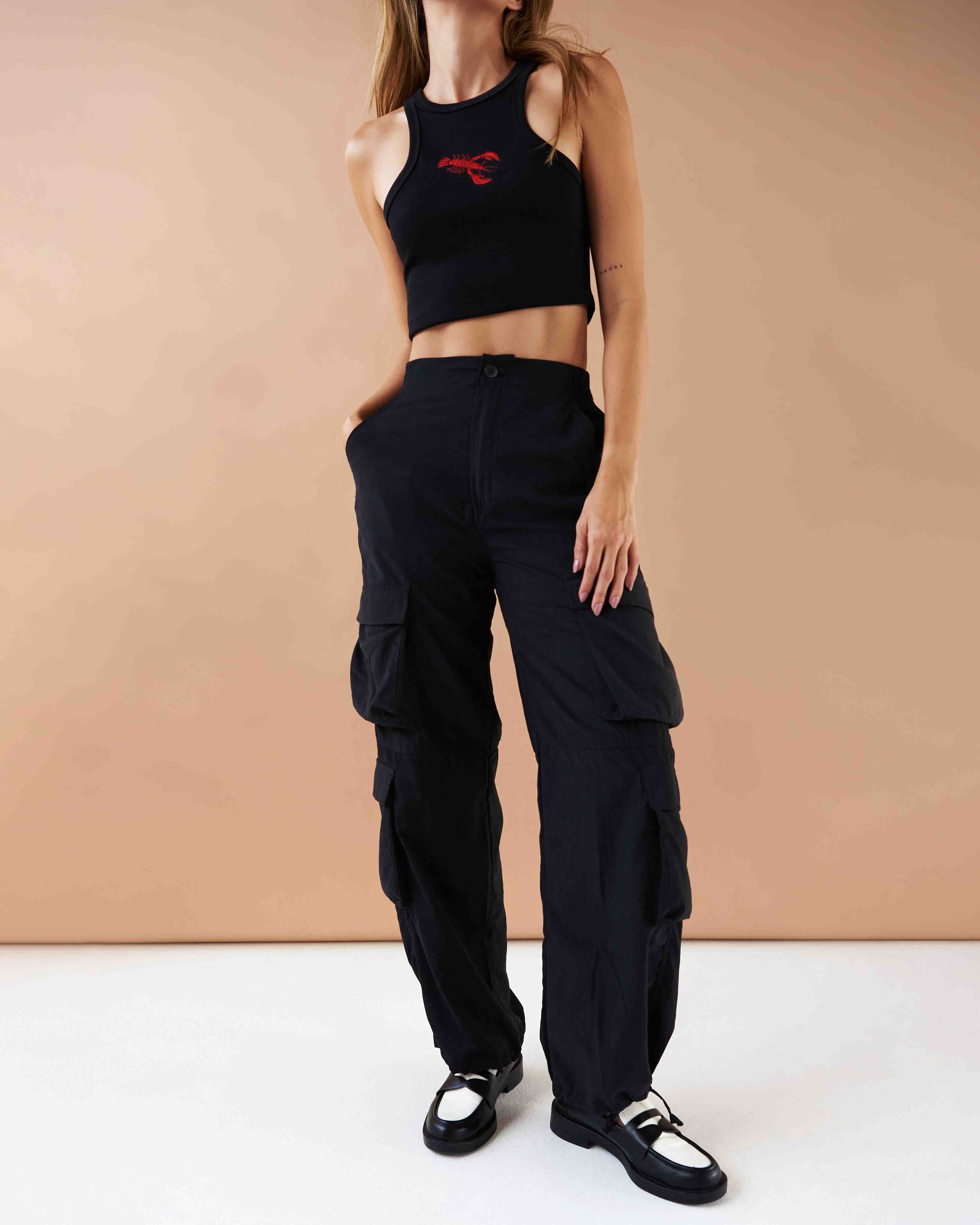 BLACK PARACHUTE PANTS